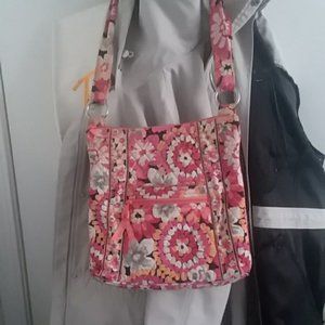 Very Bradley Hipster Crossbody - Pixie Blooms